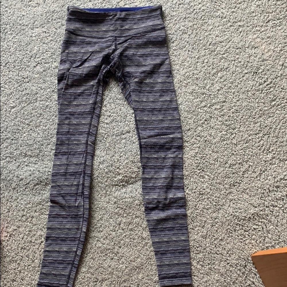 blue pattern lululemon leggings